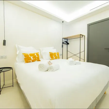 Particulier Marceau - Centre - Neuf - De 3 à 28 Apartamento *