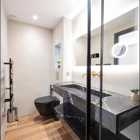 Particulier Marceau - Centre - Neuf - De 3 A 28 * Канны